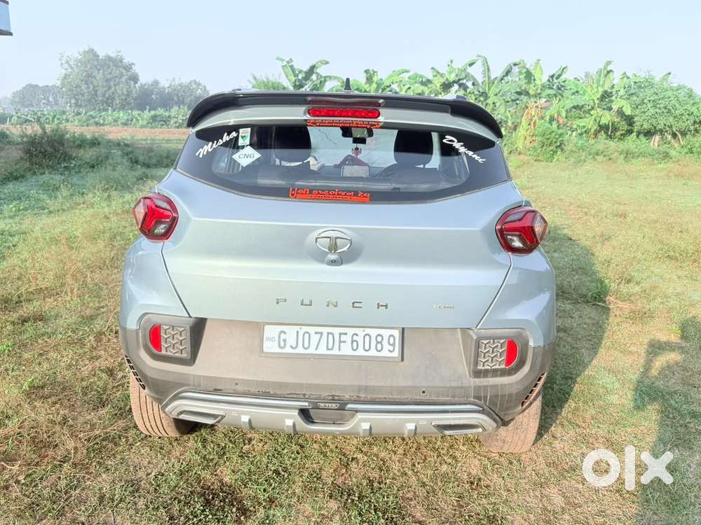 2023 Tata Punch Dazzle Mt Sunroof