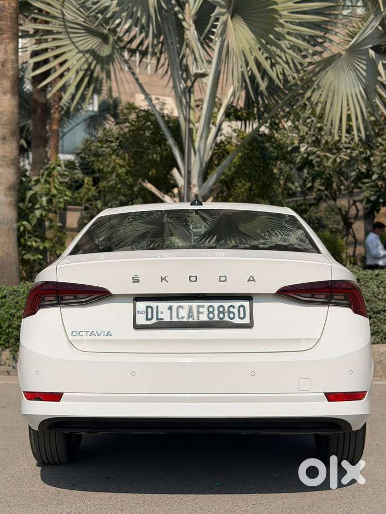 Skoda Octavia 2.0 Style Tsi At, 2022, Petrol