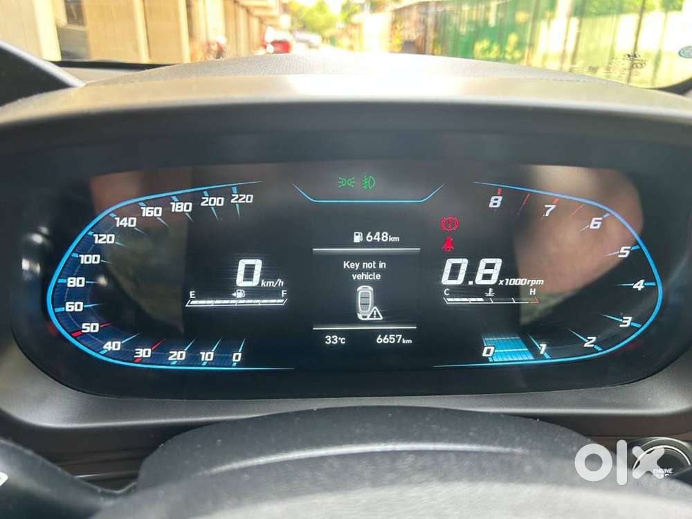 I20 Nline N8  Thunder Blue Dual Tone Manual  Tastefully Maintained