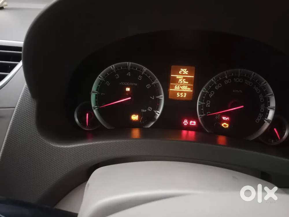 Maruti Suzuki Ertiga 2016
