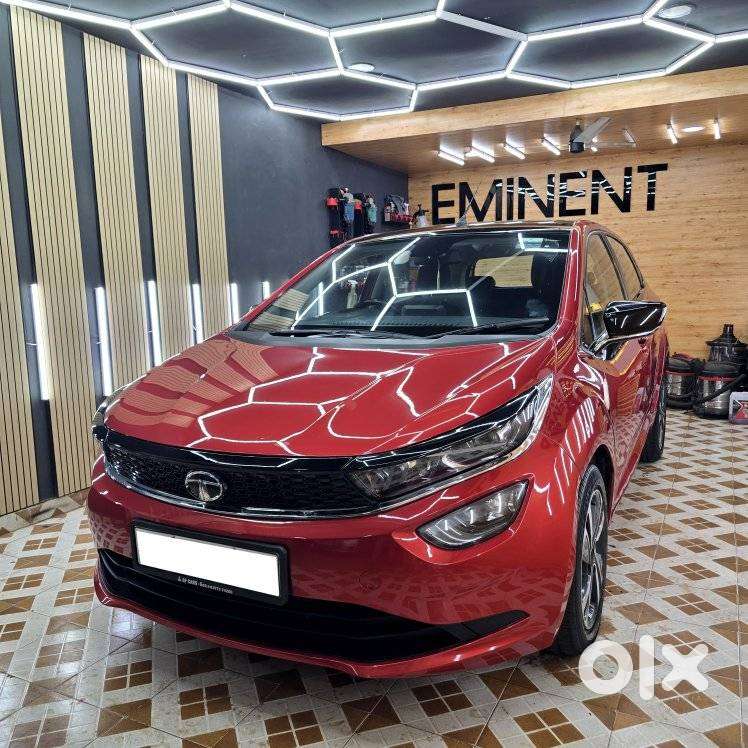 Tata Altroz 1.2 Xz (o) I-turbo, 2024, Petrol