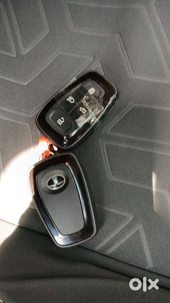 Tata Nexon 1.2 Revotron Xz Plus Dual Tone, 2022, Diesel