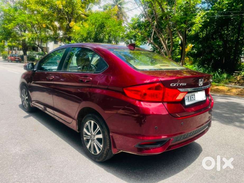 Honda City I-vtec V, 2018, Petrol