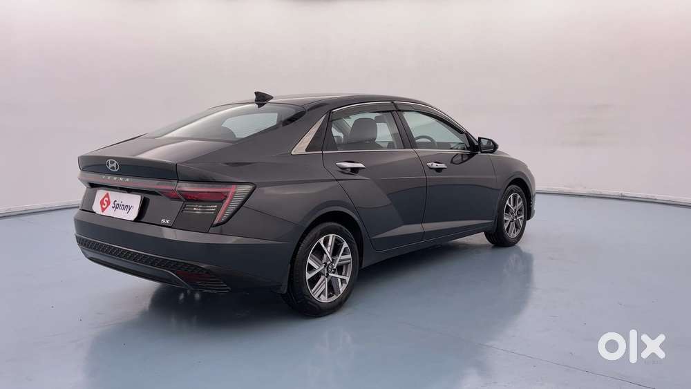 Hyundai Verna 1.5 Sx Petrol Mt, 2024, Petrol