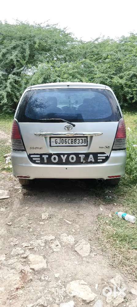 Toyota Innova 2.5 V 7 2006