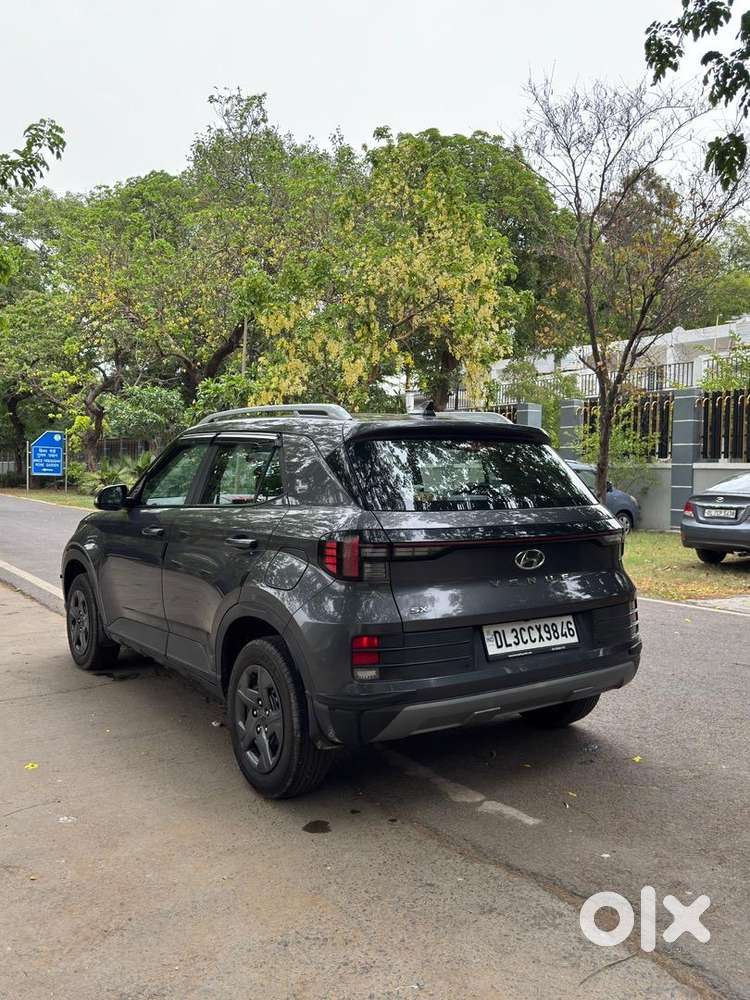Hyundai Car Petrol 2023 Well Maintained