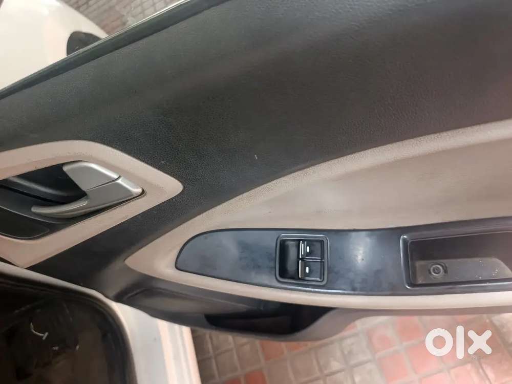 Hyundai Elite I20 2014 Petrol 94000 Km Driven