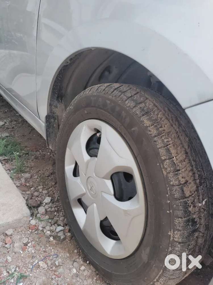 Tata Tiago 2017 Petrol 43100 Km Driven