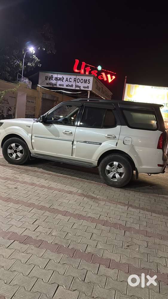 Tata Safari Storme 2017