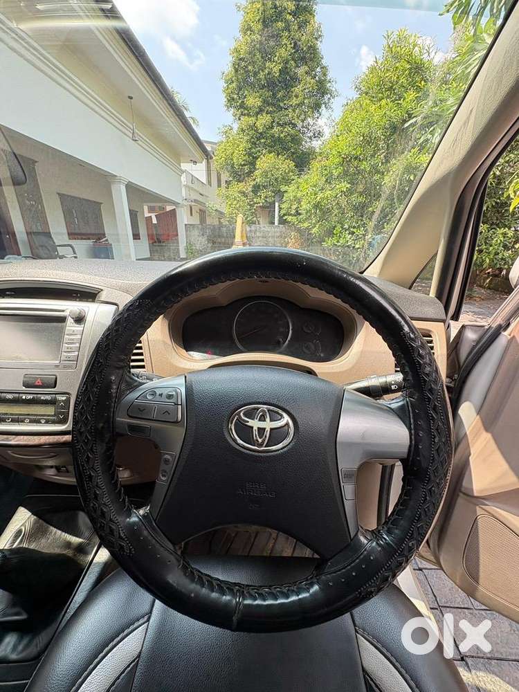 Toyota Innova 2015 Diesel Well Maintained