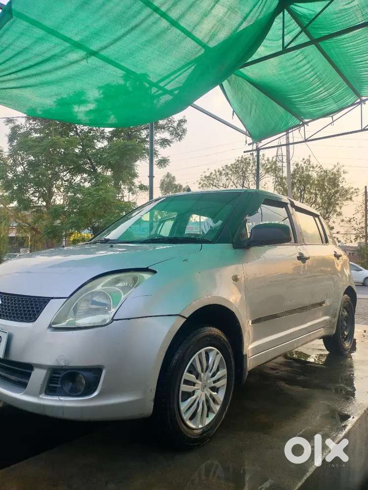 Maruti Suzuki Swift 000