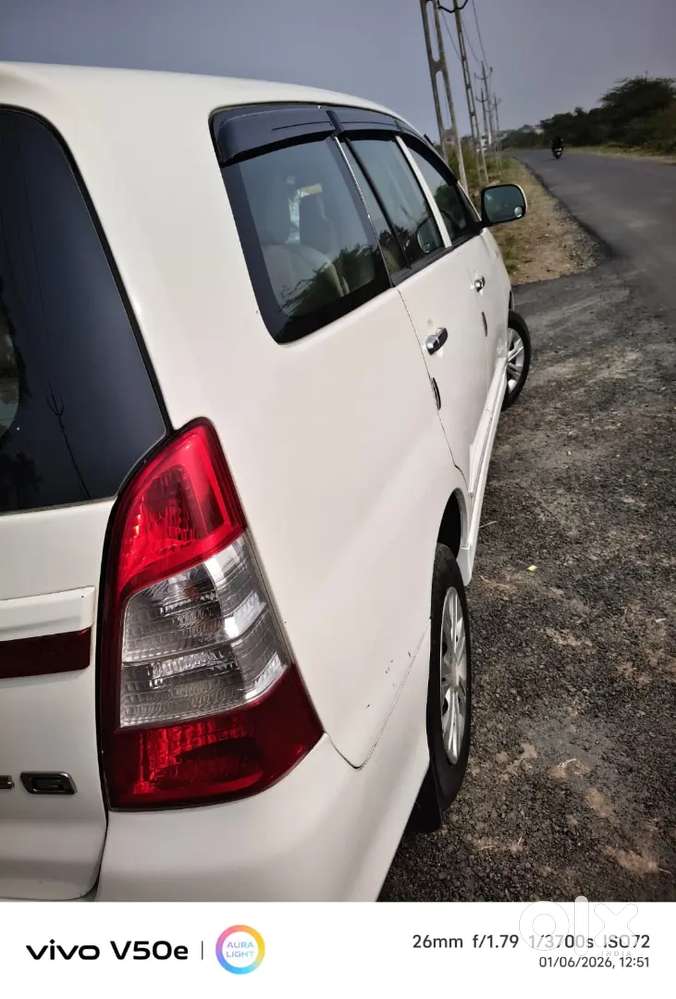 Toyota Innova 2014 Diesel Well Maintained