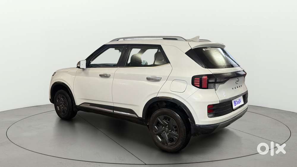 Hyundai Venue 1.2 S (o), 2023, Petrol