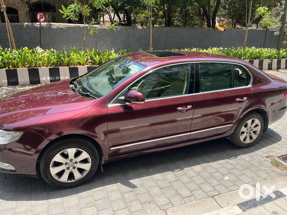 Skoda Superb 2013 Petrol