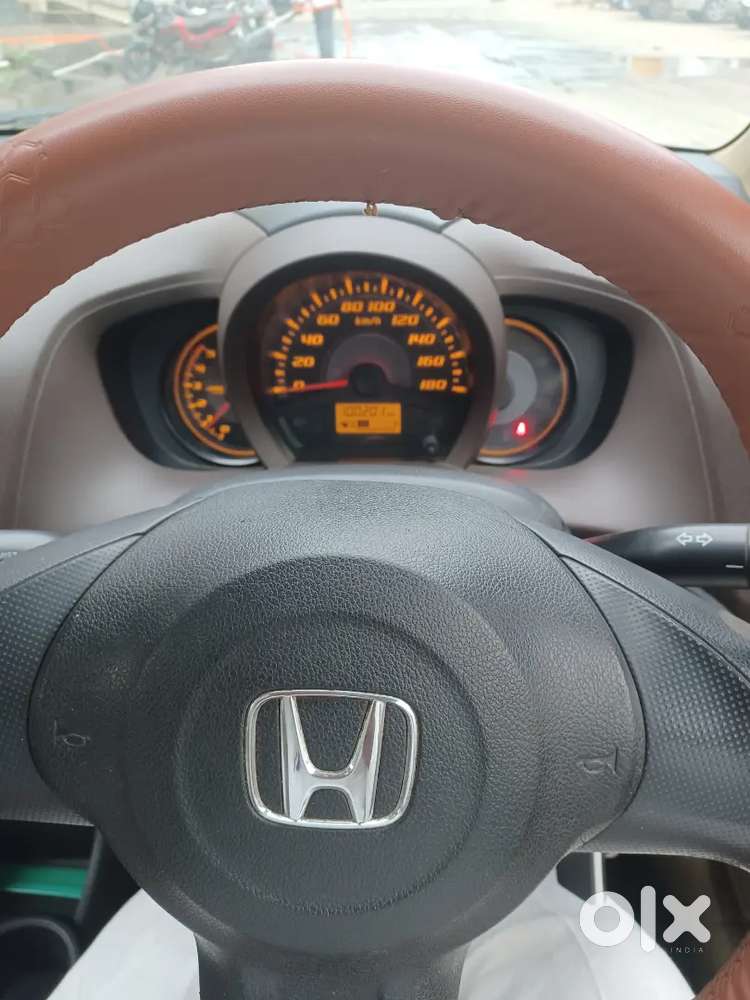 Honda Amaze Diesel  T White Colour