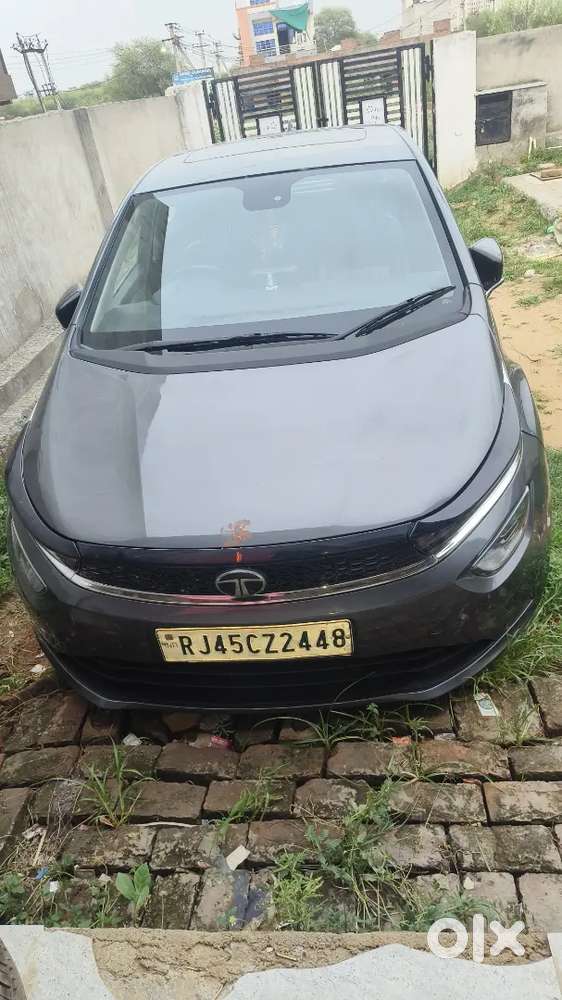 Tata Altroz 1.2 Petrol 2024