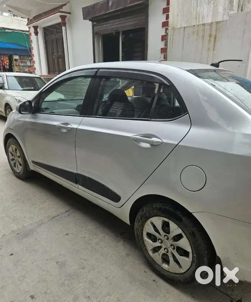 Hyundai Xcent 2016 Car