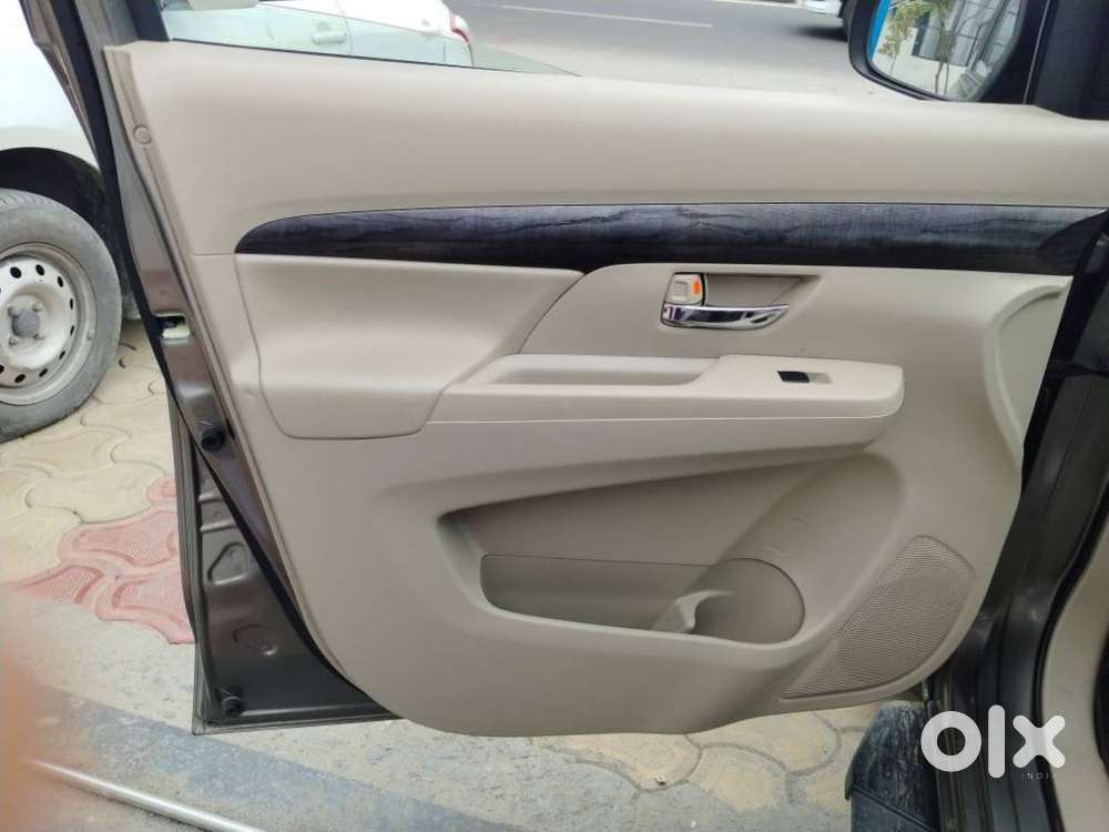 Maruti Suzuki Ertiga Zxi (o) Cng [ ], 2022, Petrol