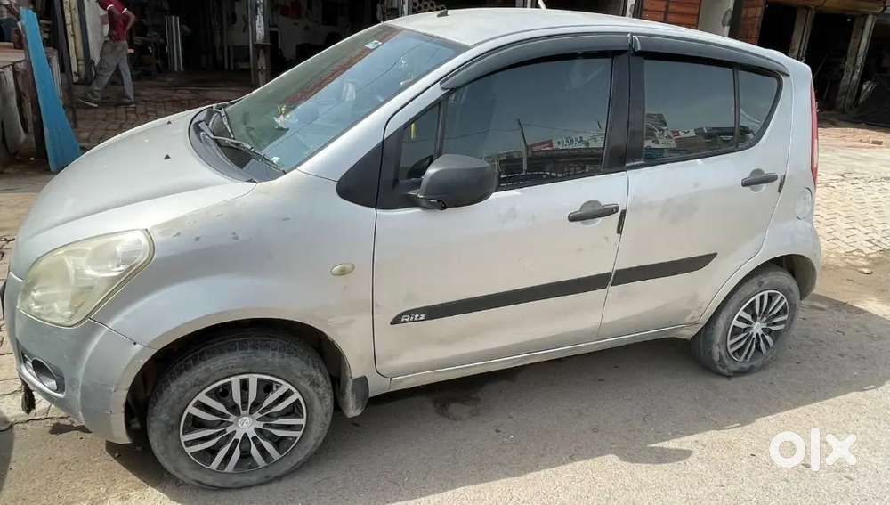 Maruti Suzuki Ritz 2010 Petrol 100000 Km Driven