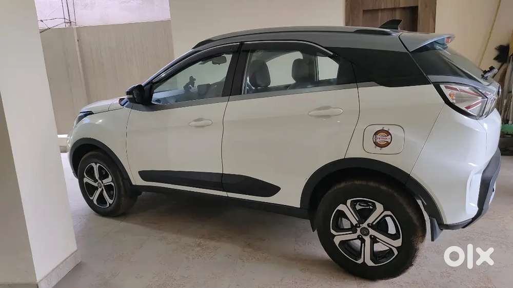 Tata Nexon 2022 Petrol Manual, With Full Invoice Covered Insurance.