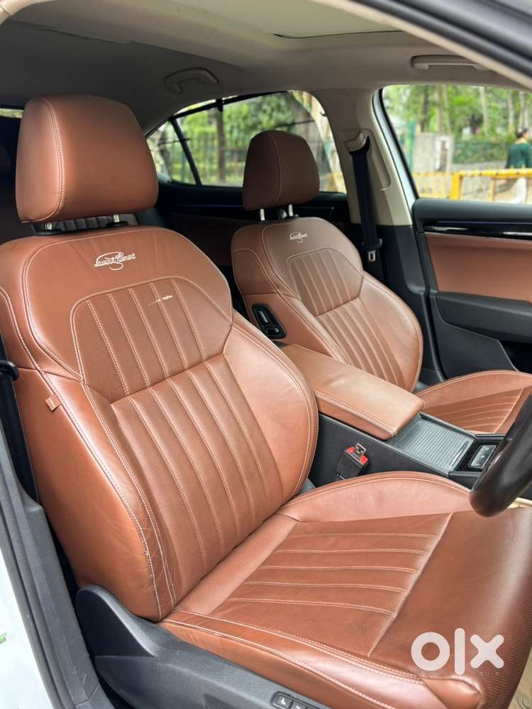 Skoda Superb 2023 Petrol Variant