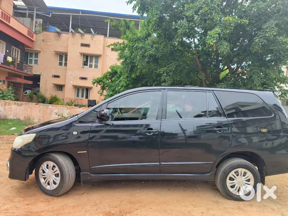 Toyota Innova 2.5 Vx 2015