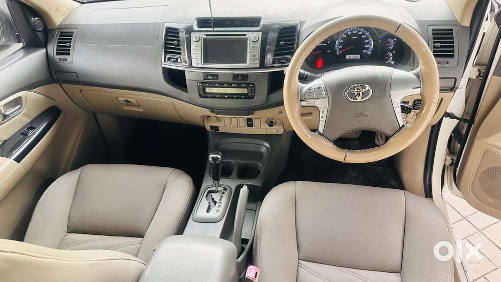 Toyota Fortuner 3.0 4x2 Automatic, 2012, Diesel