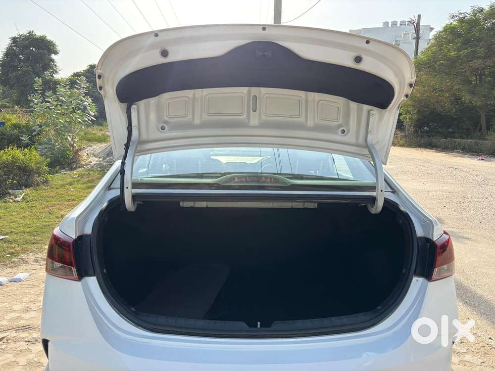 Hyundai Verna Sx (o) 1.5 Crdi At [2020 - 2023], 2021, Diesel