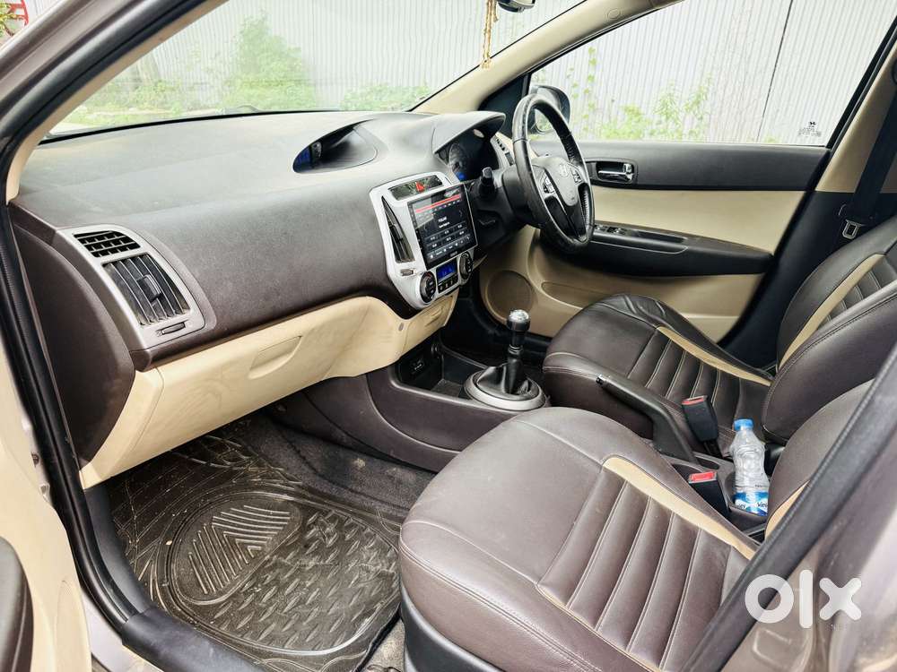 Hyundai I20 Sportz 1.2 Bs-iv, 2013, Petrol