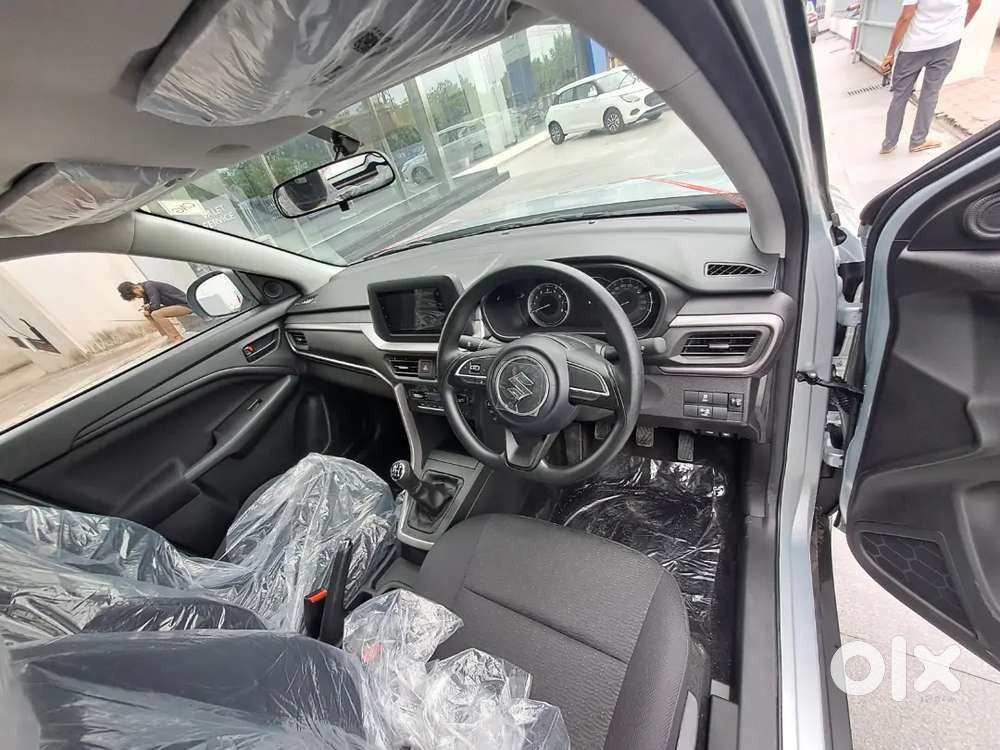 Maruti Suzuki Brezza  2026 Cng + Petrol Manual