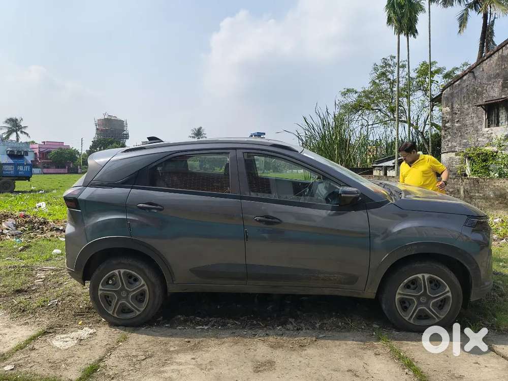 Tata Nexon Smart Plus 2025