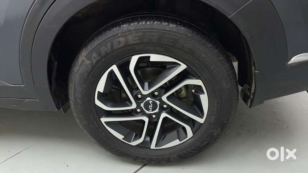Kia Carens 1.4 Prestige Plus Turbo 7 Str, 2022, Petrol
