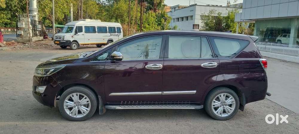 Toyota Innova Crysta 2016 Model Diesel Automatic