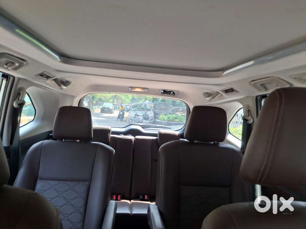 Toyota Innova Hycross 2.0 Zx (o) Hybrid 7 Str, 2025, Petrol