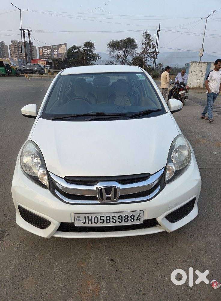 Honda Amaze 2nd Gen Vx, 2017, Petrol