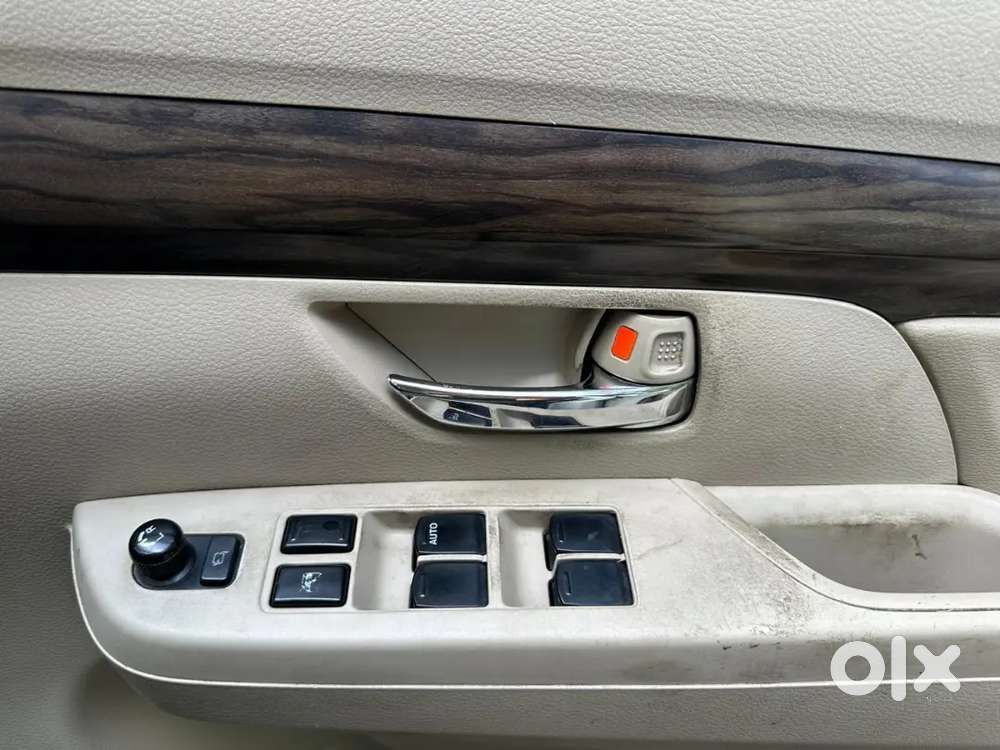 Maruti Suzuki Ertiga 2019 Zxi