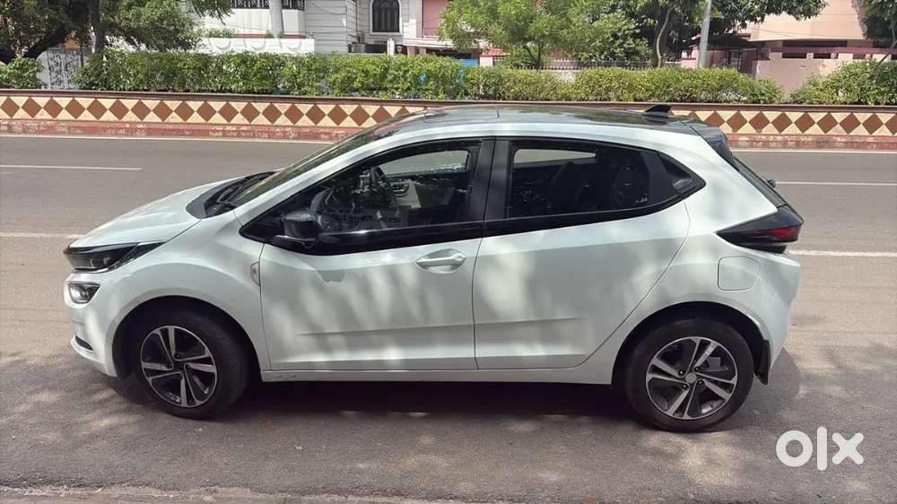 Tata Altroz 2024 Petrol Well Maintained