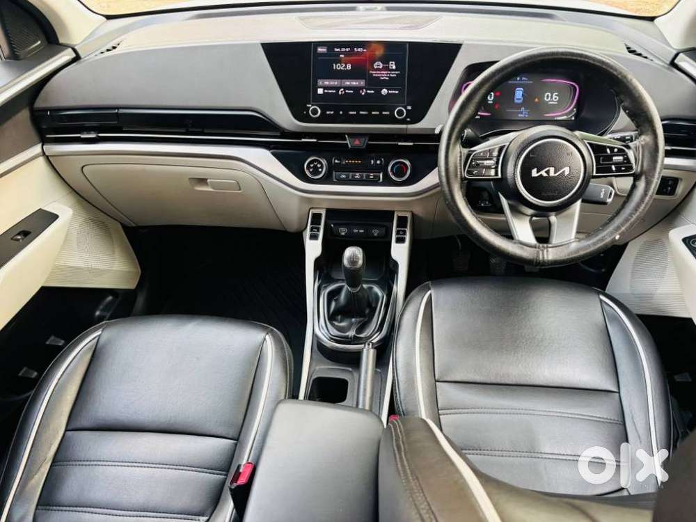Kia Carens 1.5 Luxury Plus Turbo 7 Str, 2024, Petrol