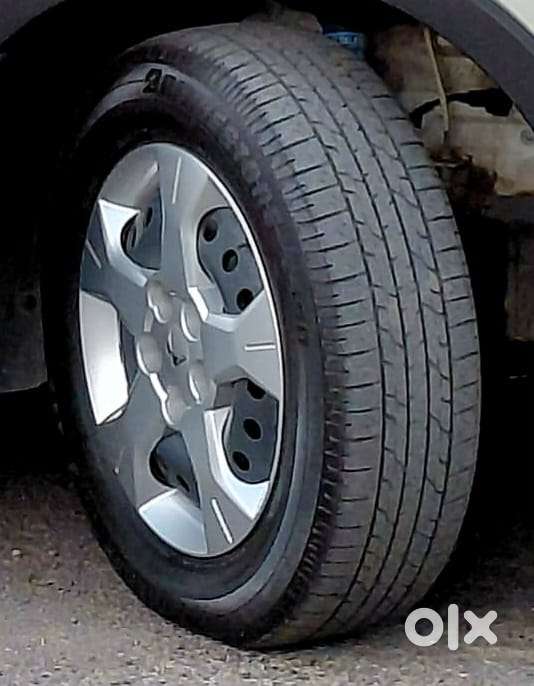 Mahindra Xuv300 W6, 2023, Petrol