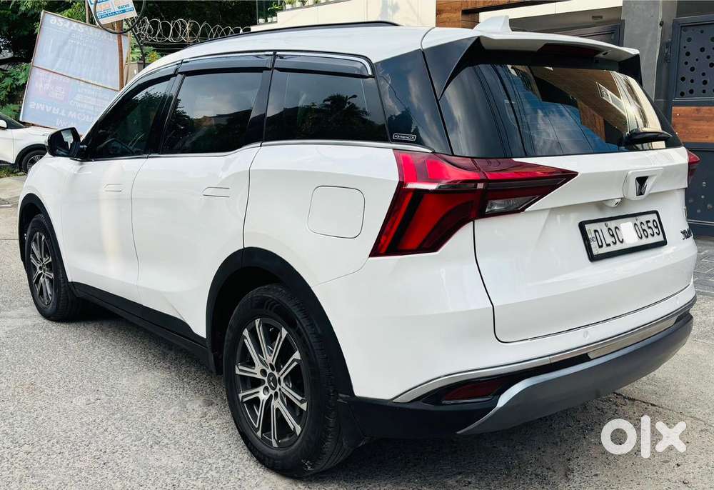 Mahindra Xuv700 2.0 Ax 7 Petrol At Str, 2021, Petrol