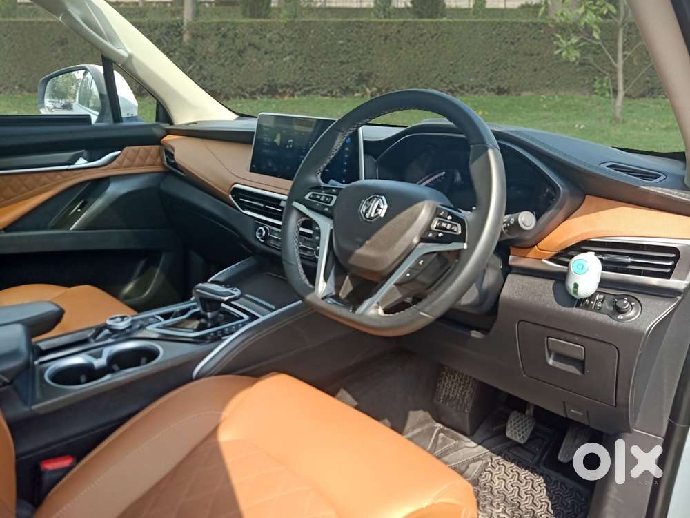 Mg Gloster Savvy 7 Seater, 2024, Diesel
