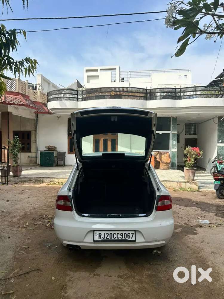 Fix Rate Skoda Superb Style 2014