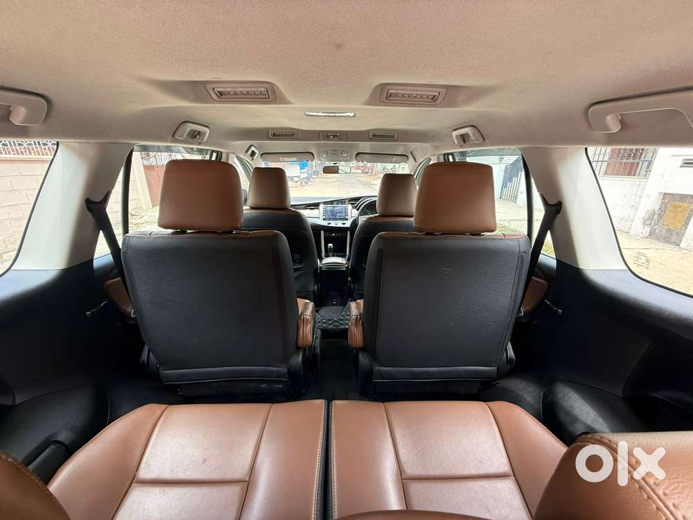 Toyota Innova Crysta [2020-ongoing] 2.4 Gx At 7 Str, 2022, Diesel