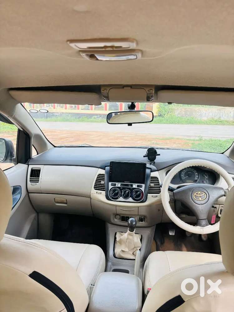 Toyota Innova 2009 Diesel 285000 Km Driven