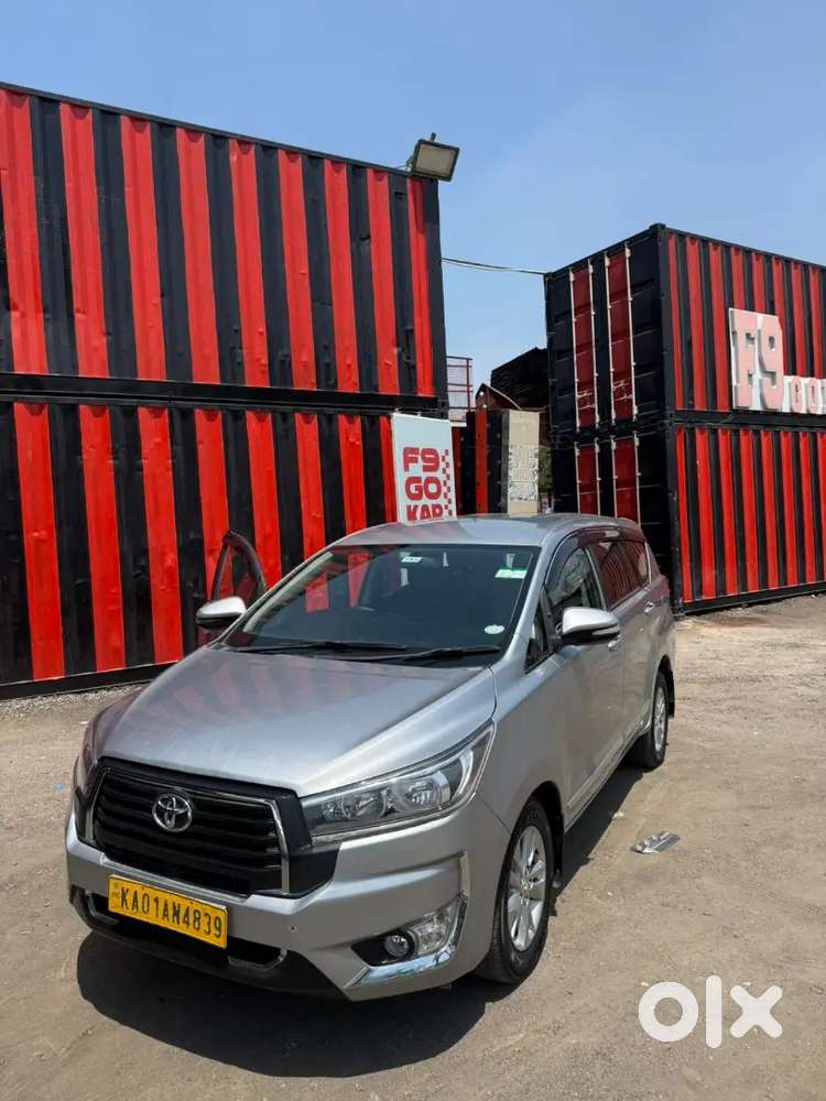 Innova Crysta 2023