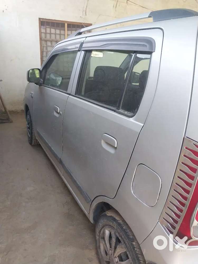 वेगनर 2010 मॉडल पेट्रोल प्लस सीएनजी