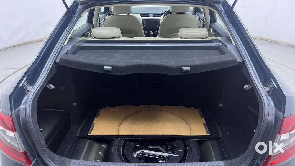 Skoda Octavia 2.0 L K Tsi At, 2018, Petrol