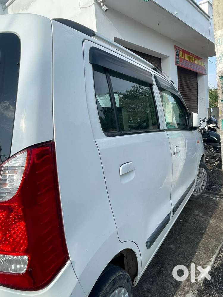 2017 Maruti Suzuki Wagon R Lxi Signature Petrol
