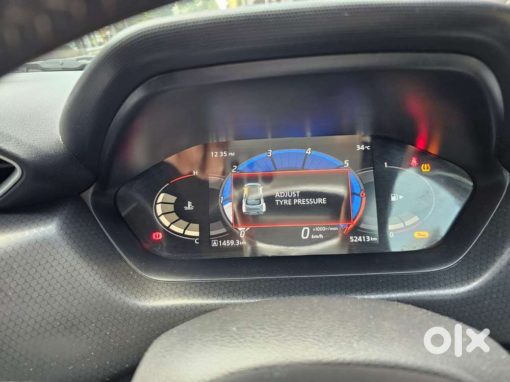 Nissan Magnite 1.0 Xv, 2022, Petrol