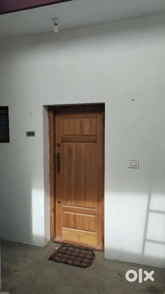 Studio room for rent . Pearl habitat , belavadi, vijayanagar 4 stage